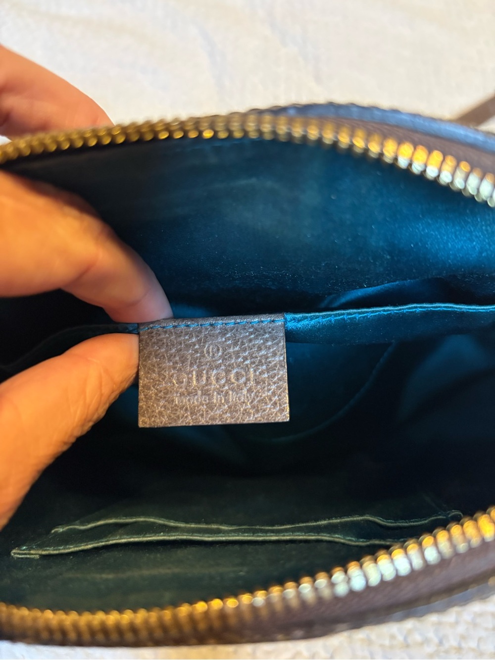 Gucci Ophidia GG Supreme Crossbody - Picture 2 of 10